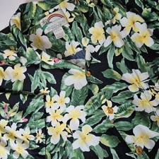 Paradise Found Authentic Hawaiian Shirt XL Rayon Floral Tropical Button Up Aloha
