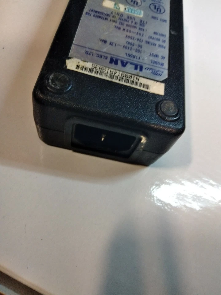 Alimentatore Per Notebook 4 PIN Tipo Compaq 20v. 50 W - Immagine 2 di 2