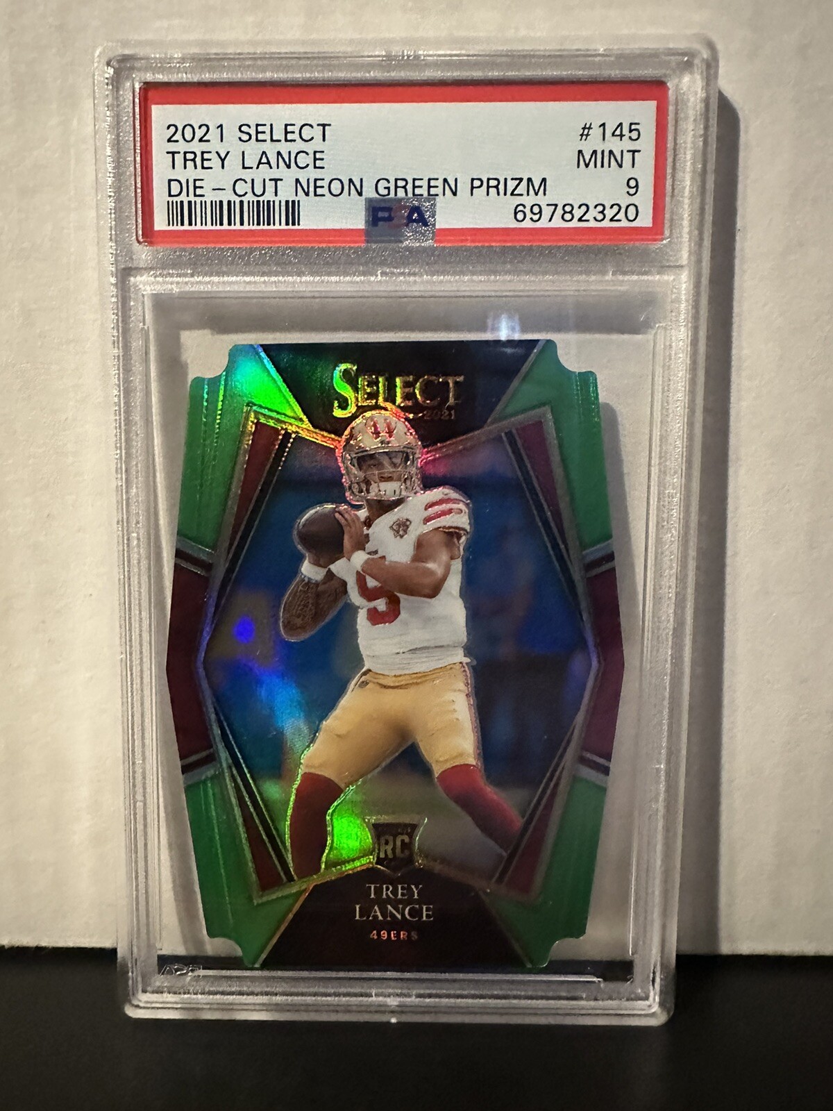 2021 Select Trey Lance #145 Die Cut Neon Green Prizm 138/349 PSA 9