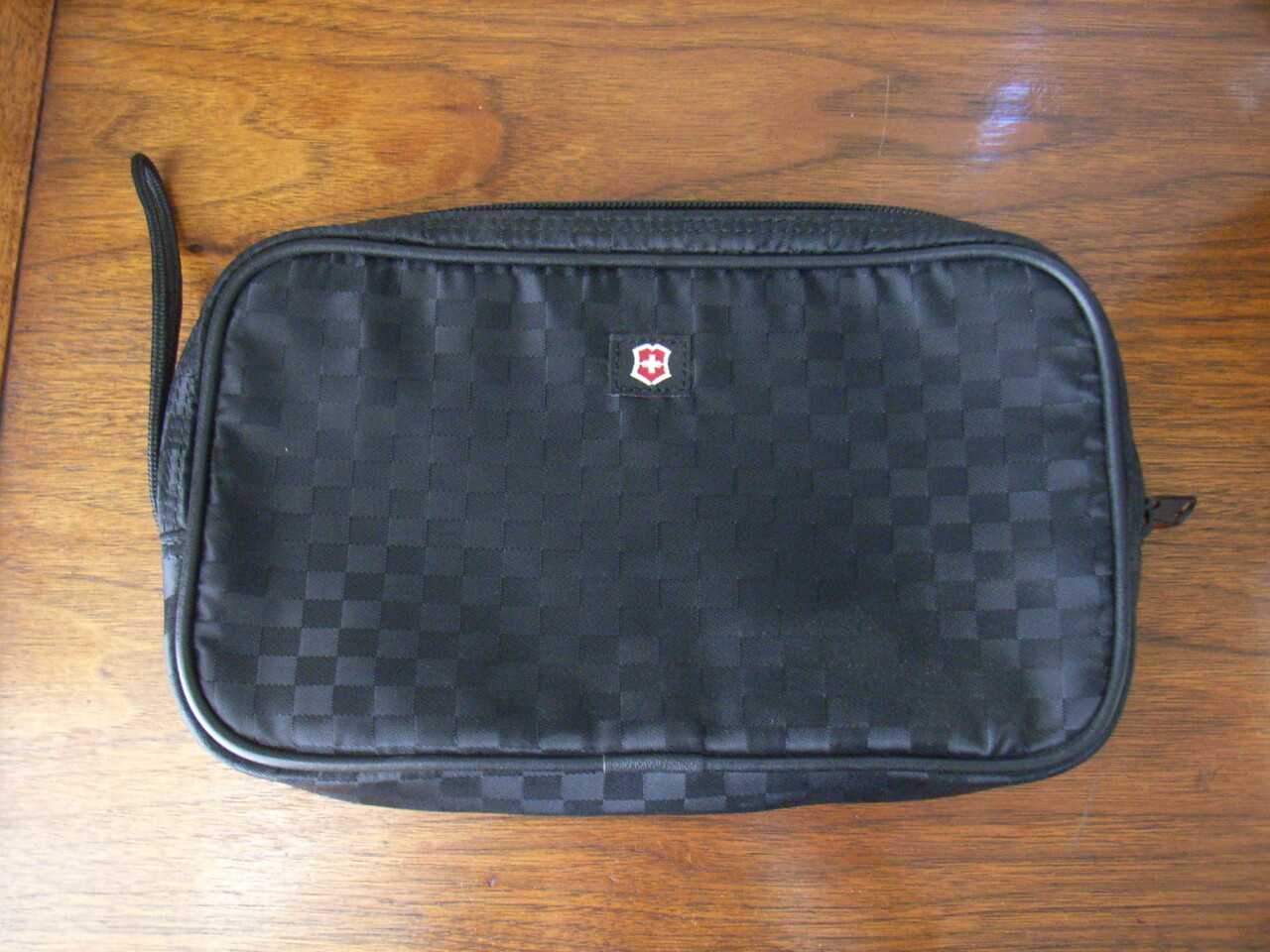swiss army toiletry bag