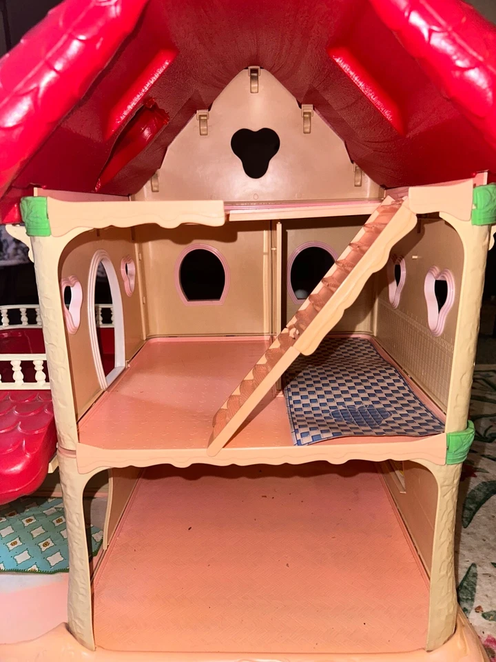 Casa de muñecas Strawberry Shortcake Berry Happy Home Foto 2 de 4