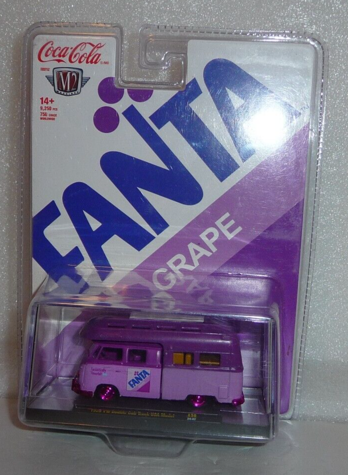 M2 Machines Purple Chase 1959 VW Double Cab Camper Van 1:64 Diecast