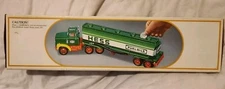 Vintage Oil Toy Truck Bank 1984 Hess Oil Tankard Truck Original Box Collectible 