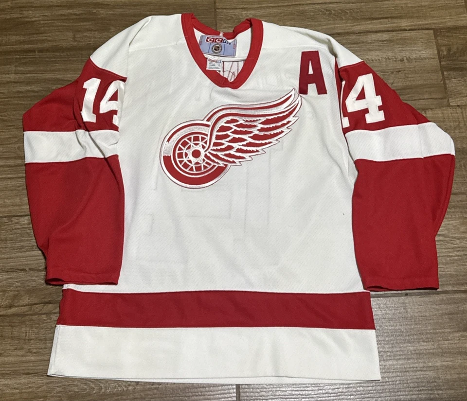 Brendan Shanahan #14 Detroit Red Wings NHL Hockey CCM White Jersey Size M Medium - Image 2 of 3