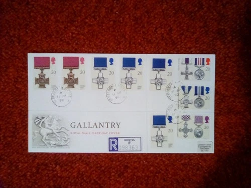 GB FDC 1990 GALLANTRY  ST.GEORGE BRISTOL 5 SINGLE RING P/MARK REGISTERED BRISTOL