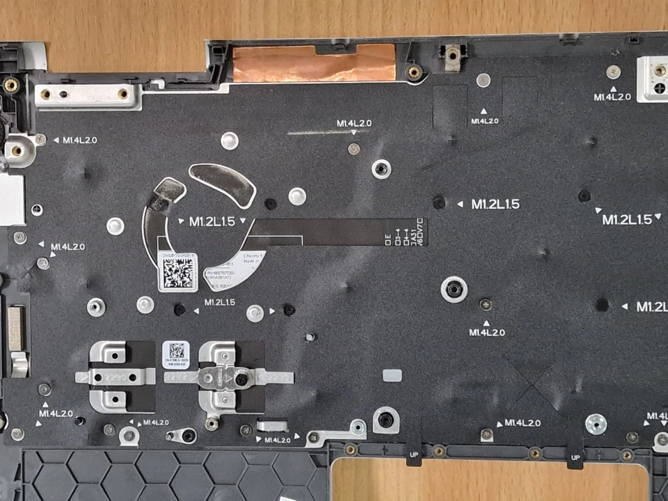 Dell Inspiron 15 7000 (7580) UK Backlit Keyboard and palmrest. 079PMJ 0j8ytg. - Image 3 of 4