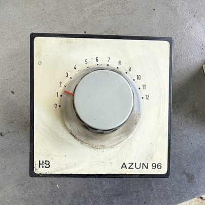 H&B AZUN 96 Stufenschalter 12x2-pol Umschaltkontakt Umax 42V Imax 200mA