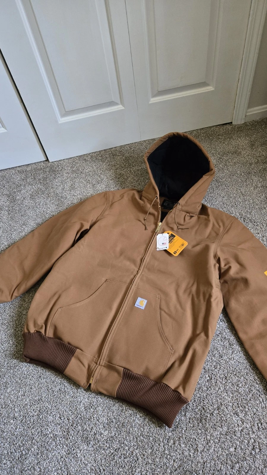 Carhartt Men’s Hooded Insulated Active Jacket Full Zip Loose Fit brown M TALL image 1