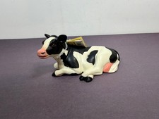 Safari Ltd Safari Farm HOLSTEIN COW LYING DOWN Figure Diorama Animal 2001