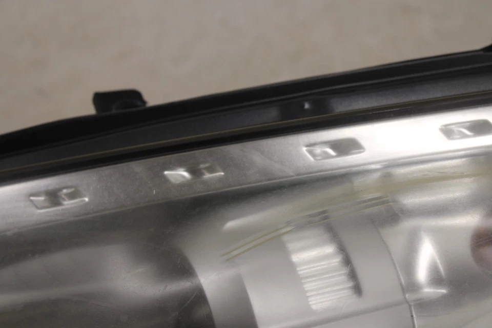 2009-2017 Nissan 370z Left Headlight Assembly OEM MF16 - Image 4 of 4