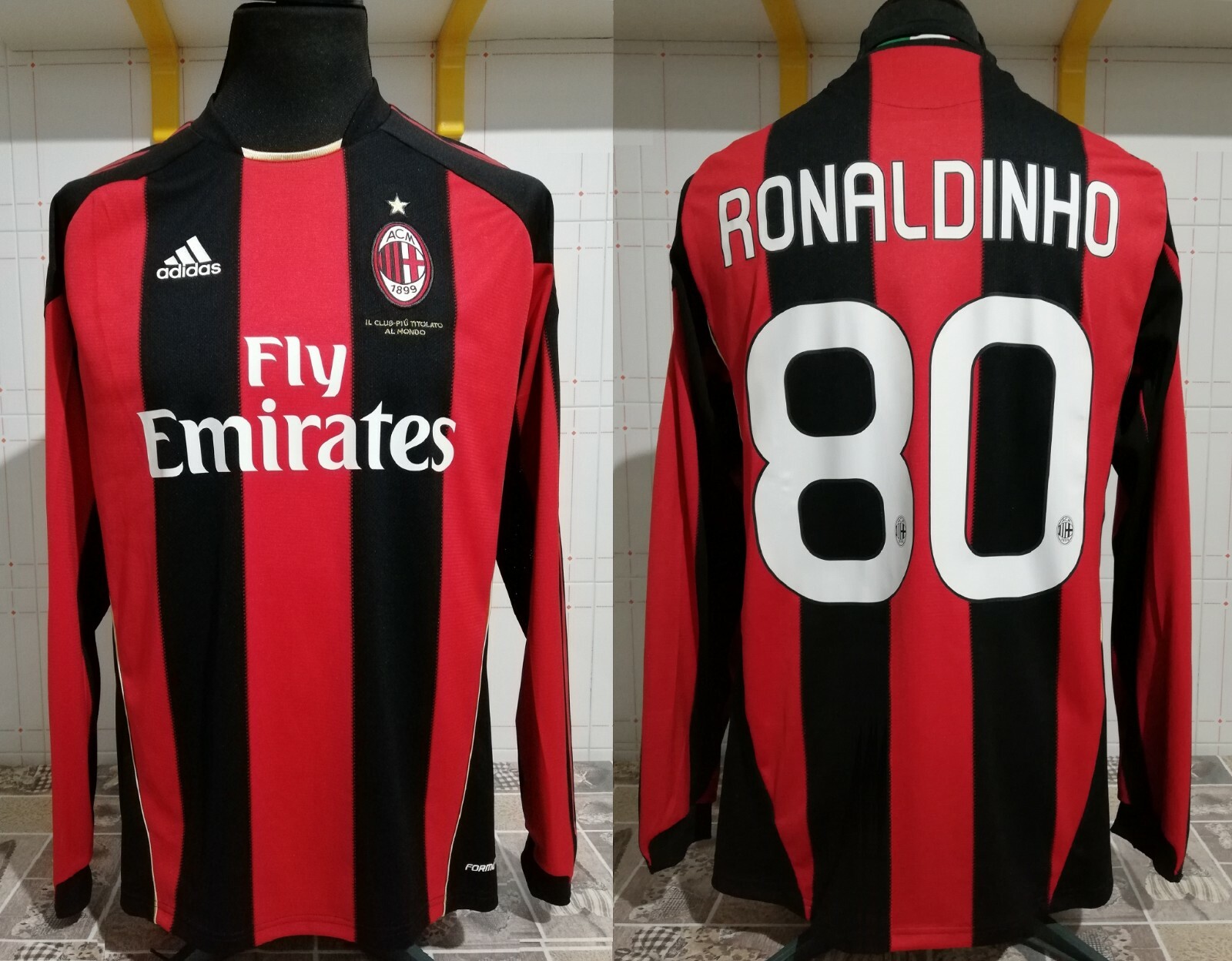 MAGLIA ⭐ MILAN ⚫ 2010-11 ANNO DELLO SCUDETTO RONALDINHO 80 MATCH WORN MAGLIA ⭐ MILAN ⚫ 2010-11 ANNO DELLO SCUDETTO RONALDINHO 80 MATCH WORN