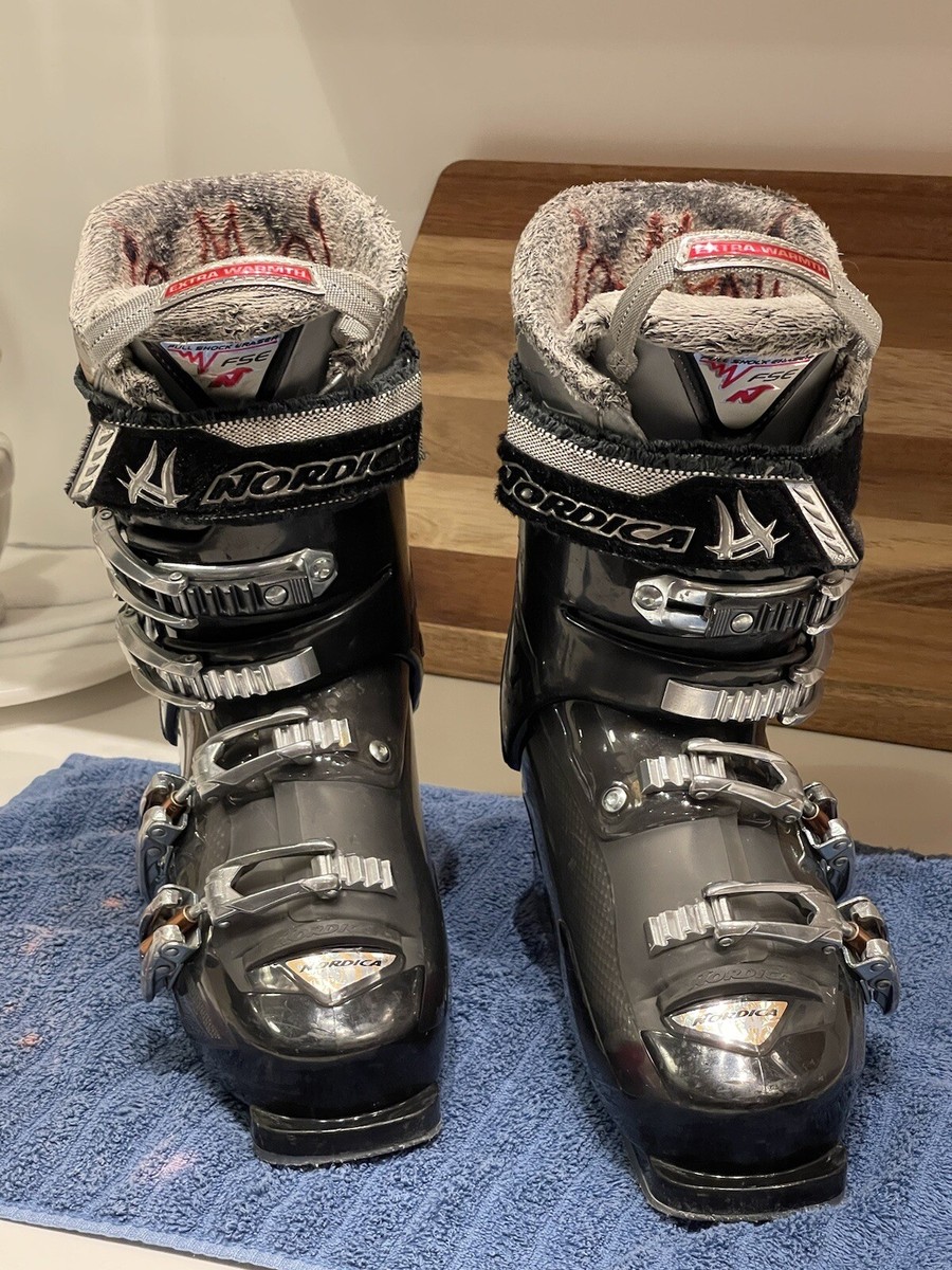 スキー 24-24.5 NORDICA HOT ROD 8.5 Nordica Hot Rod 85 Ski Boots 2011 | evo