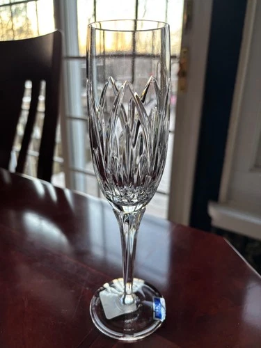 VINTAGE MARQUIS BY WATERFORD SAXONY CRYSTAL CHAMPAGNE FLUTE 9-1/4" HIGH SIGNED