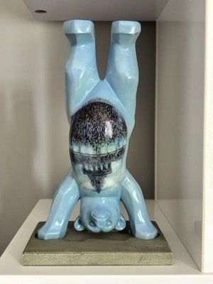 Buddy Bär Berlin Skulptur handbemalt Brandenburger Tor Ständer Deko Sockel