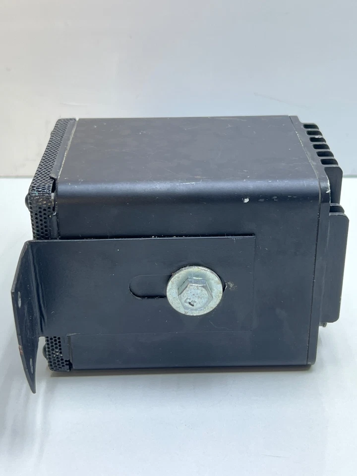 Meyer Sound MM-4XP Miniatur Selbstbetrieben Lautsprecher (KEIN NETZTEIL) - Bild 4 von 4