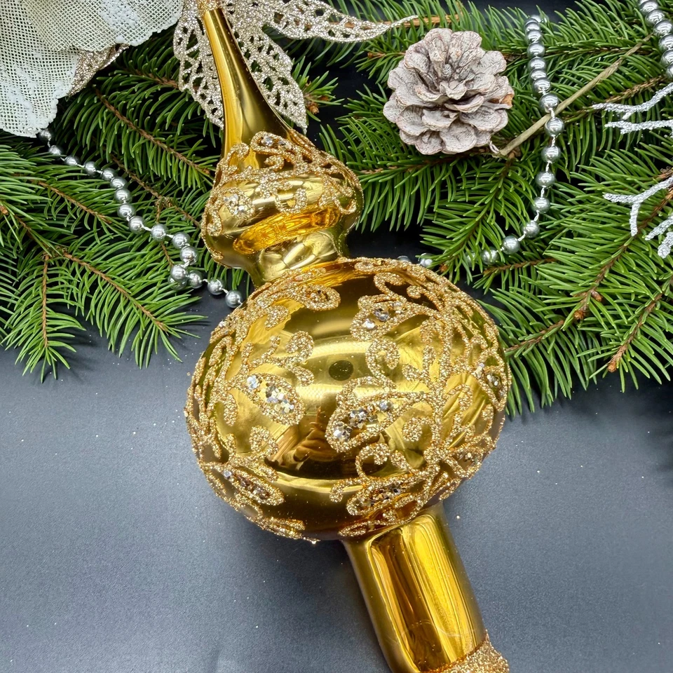 Elegant Gold Christmas Tree Topper - Hand Blown Glass Ornament – Luxury Décor - Image 3 of 4