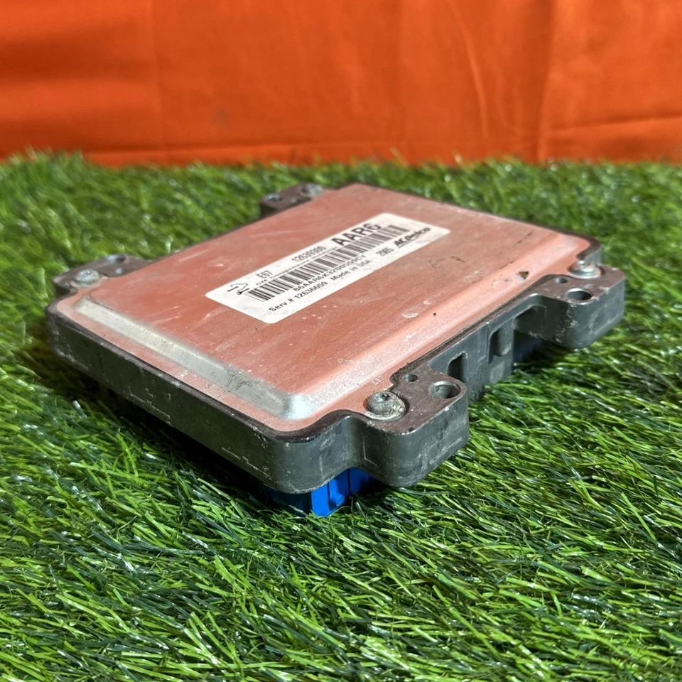 Chevrolet Colorado 2011 3,7 L motor computador ECM ECU 12639300 AAR6 Foto 3 de 4