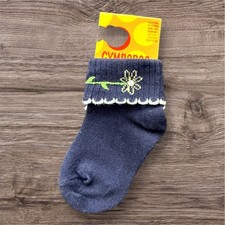 NWT VTG 2002 Gymboree Sporting Green Daisy Girls Socks - 12-24 Months