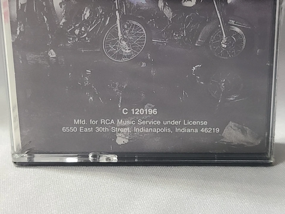 SEALED Motley Crue Girls Girls Girls Casette Tape 1987 Elektra/Asylum Brand New - Image 3 of 4