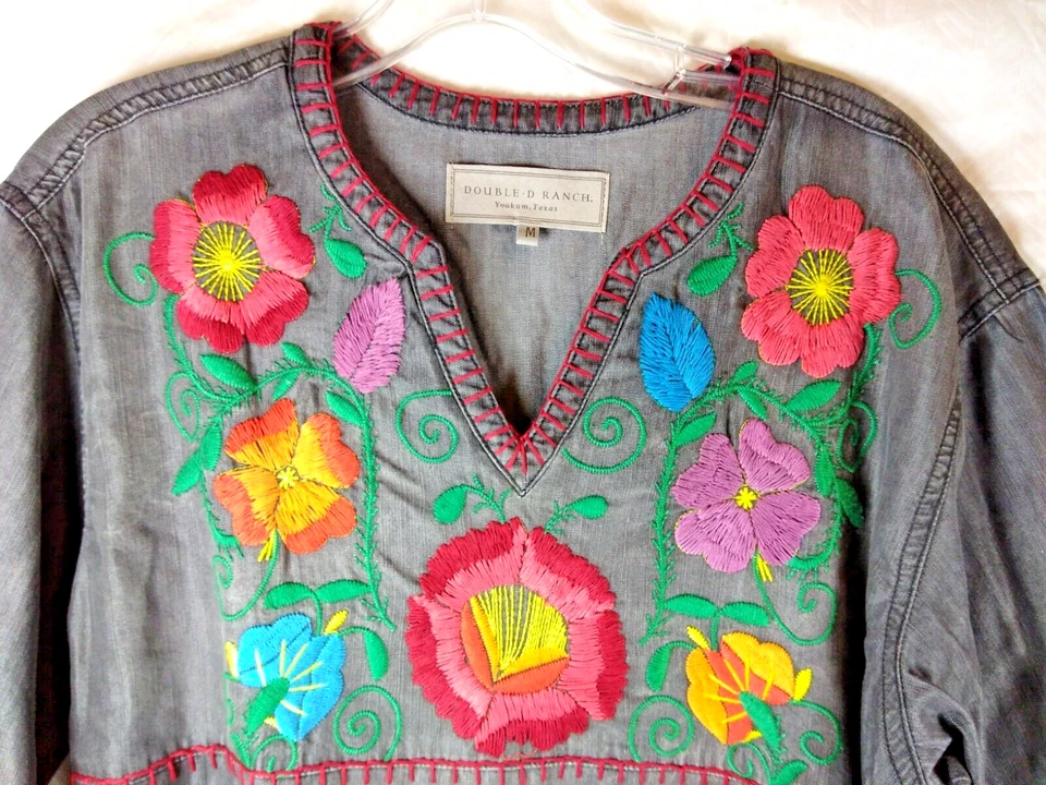 Blusa Double D Ranch, M, negra con corpiño bordado. DS07 Foto 3 de 4