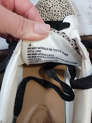Universal Thread Shoes Women's Size 7.5 White Cadey Leopard Universal Thread Shoes Women's Size 7.5 White Cadey Leopard