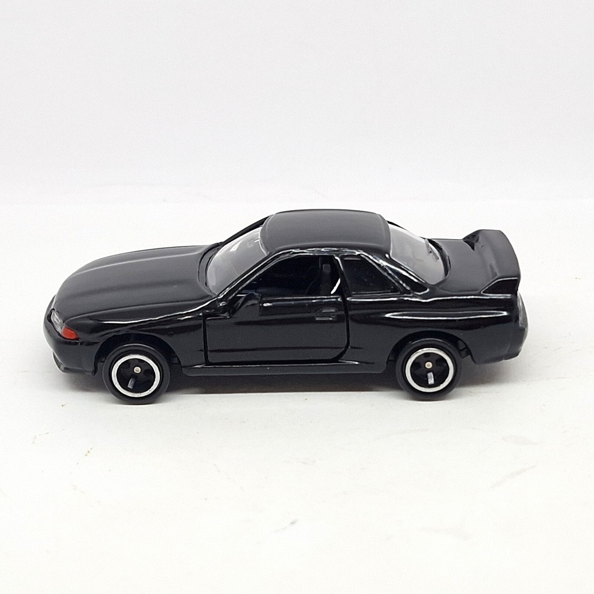 TOMICA Initial-D NISSAN SKYLINE GT-R BNR32 R32 1/59 TOMY 20 Black
