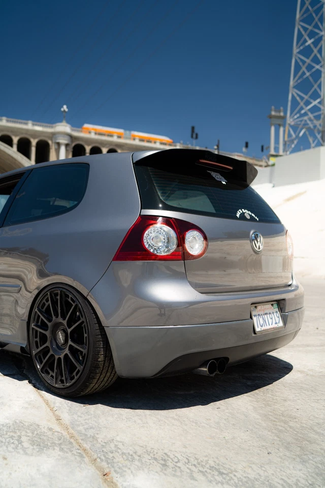 Splittergang Aero VW MK5 GTI Ducktail Spoiler - Image 2 of 4