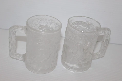 Vintage 1995 McDonals Batman Forever & Robin 3D Glass Frosted Mug s