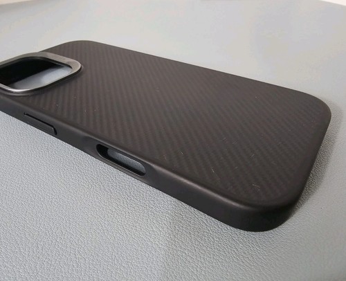 BENKS ArmorPro Magsafe Case for iPhone 16 Dupont Kevlar 600D Aramid Fiber -Used - Bild 6 von 12