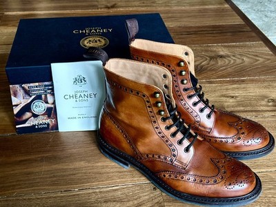 Hand Made Joseph Cheaney Mens Tweed R Dark Leaf brogue style boots SIZE 11 US