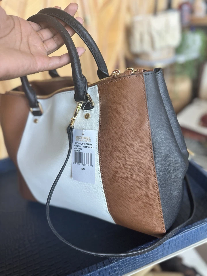 Cartera de cuero Saffiano Michael Kors Sutton a rayas centrales NUEVA sin bolsa para el polvo Foto 2 de 4