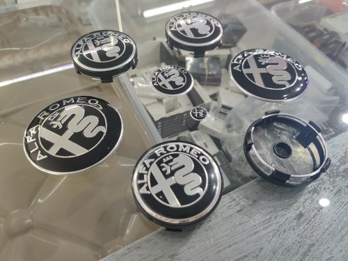 Kit completo loghi Nuovi Neri New Giulia 2016 Alfa Romeo Giulietta, Brera, 159 - Foto 3 di 3