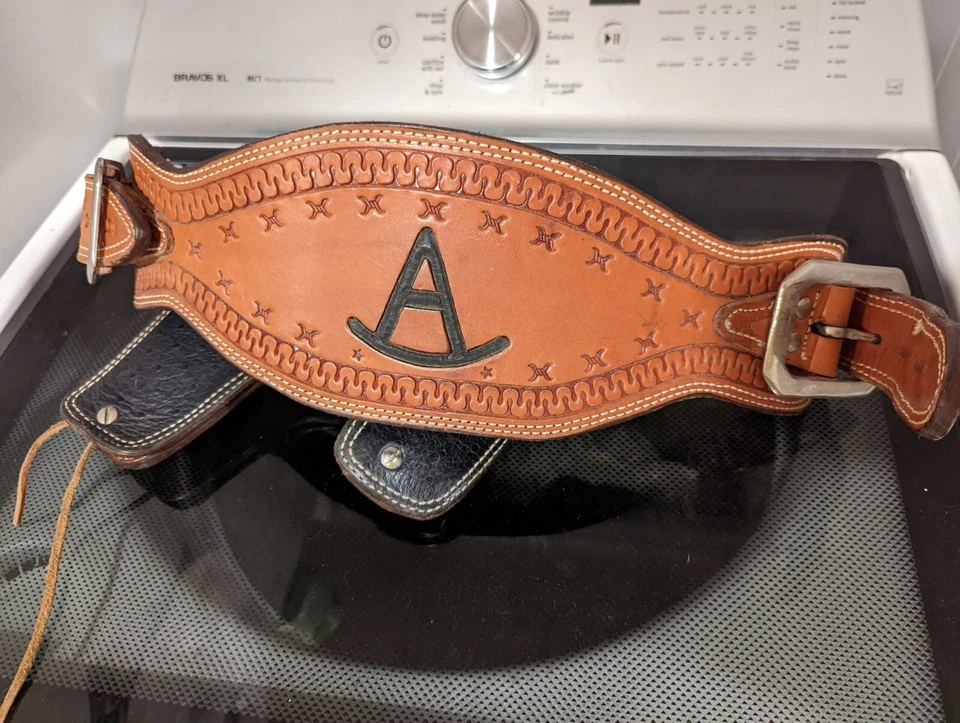 Cinturón Western Gun de cuero hecho a mano con fundas para mujer talla 10 o 38" cintura Foto 3 de 4