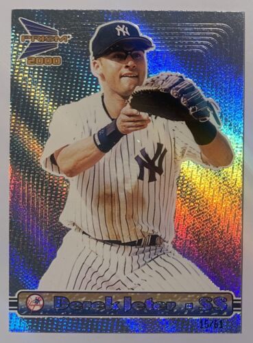 Derek Jeter 2000 Pacific Prism #99 PREMIERE DATE #’d /61 🔥 Very Rare!! - Picture 1 of 5