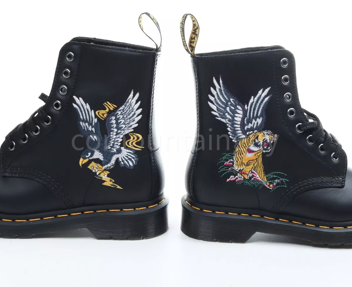 Bottes femme souvenir cr ne tigre Dr. Martens 1460 taille 6