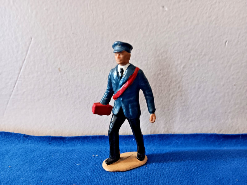 Acme G Scale Railroad Worker
