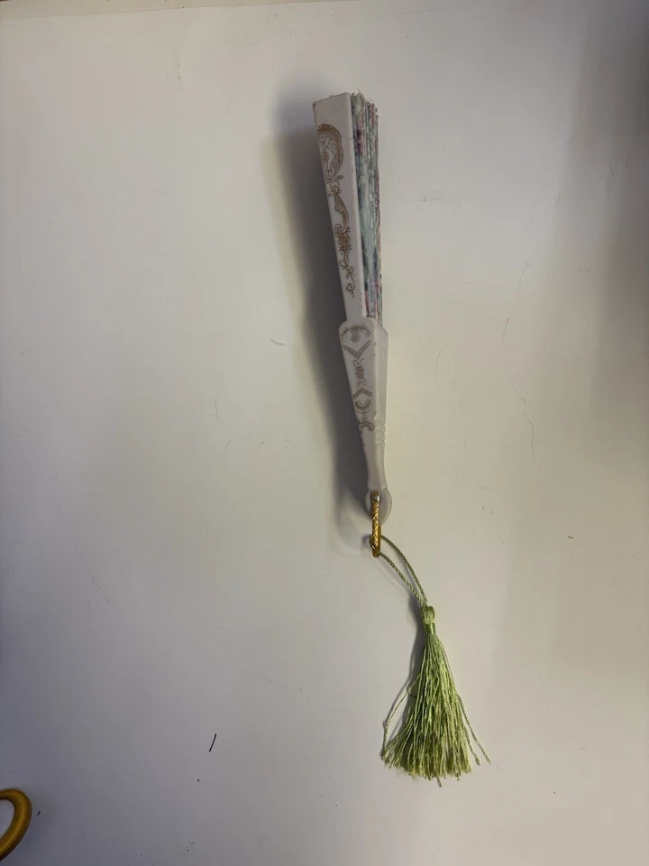 Folding Hand Fan Plastic Frame Floral Pattern Gold Accents - Image 3 of 4