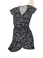 Loft Dress Size S Blue White Floral Wrap Around Short Sleeve Short 4996
