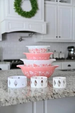 Set of 3 Pyrex Mixing Cinderella Bowl Display Stands 3D Printed