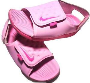 10c nike sandals