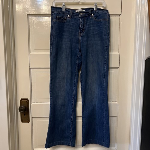 Levi’s Perfectly Slimming 512 Bootcut Jeans Women’s Size 10 Dark Wash - 第 1/9 張圖片