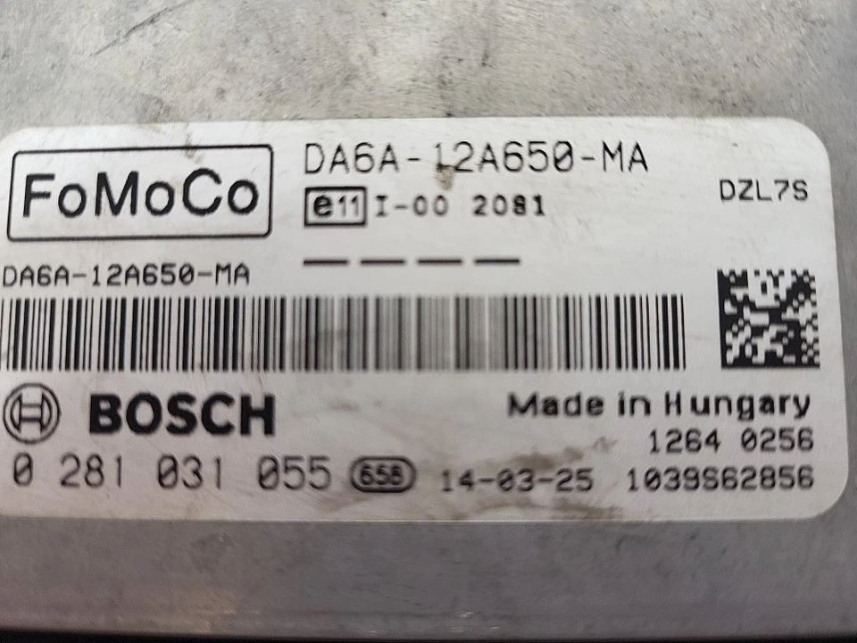 Ford Fiesta Mk7.5 TSCI 5 portas 2012-2017 Ecu (motor) UGJC DA6A-12A650-MA M83 - Imagem 3 de 4