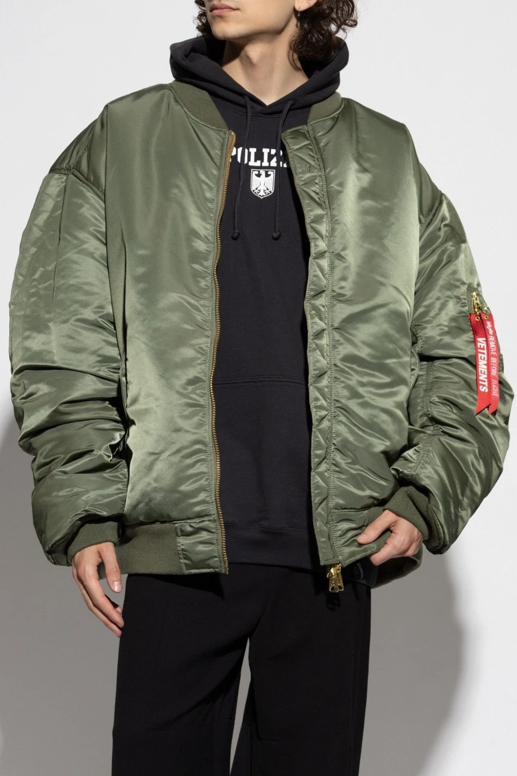 Vetements 18ss reversible cut up bomber jacket size XS oversized - product detail image 17