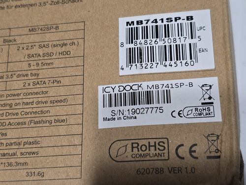 4 Pieces - Icy Dock MB741SP-B (3) ExpressCage & MB795SP-B (1) SATA SAS Enclosure - Picture 10 of 15