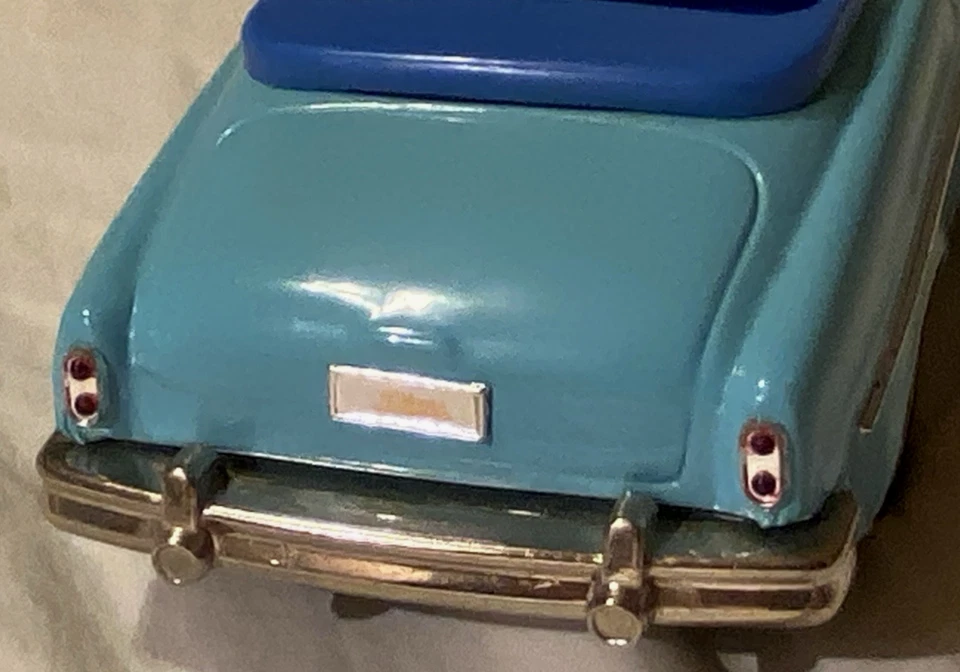 Antigo Dixie's Diner Buick Roadmaster carro conversível de fricção de metal TYCO retrô - Imagem 3 de 4