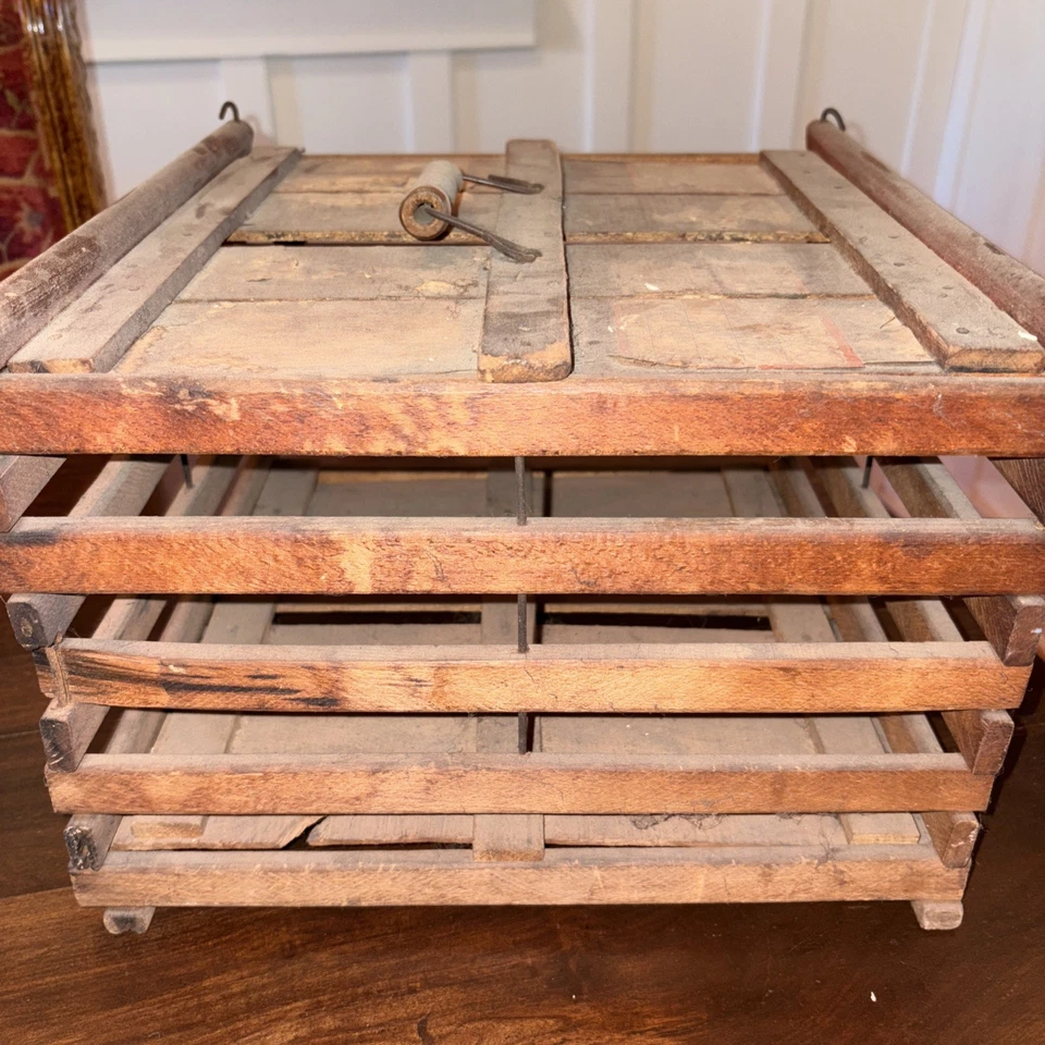 Antique c. 1903 Wooden Safety Egg Carrier Stamped "Humpty Dumpty" Michigan - Image 4 of 4