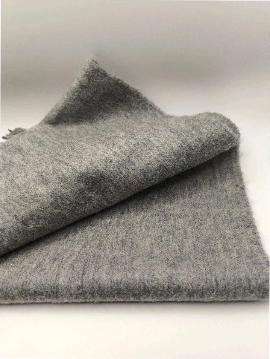 Fantastic quality Lacoste vintage scarf image 7