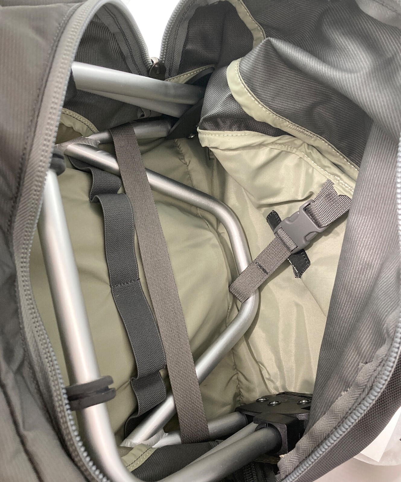 MACPAC backpack gray - image 6