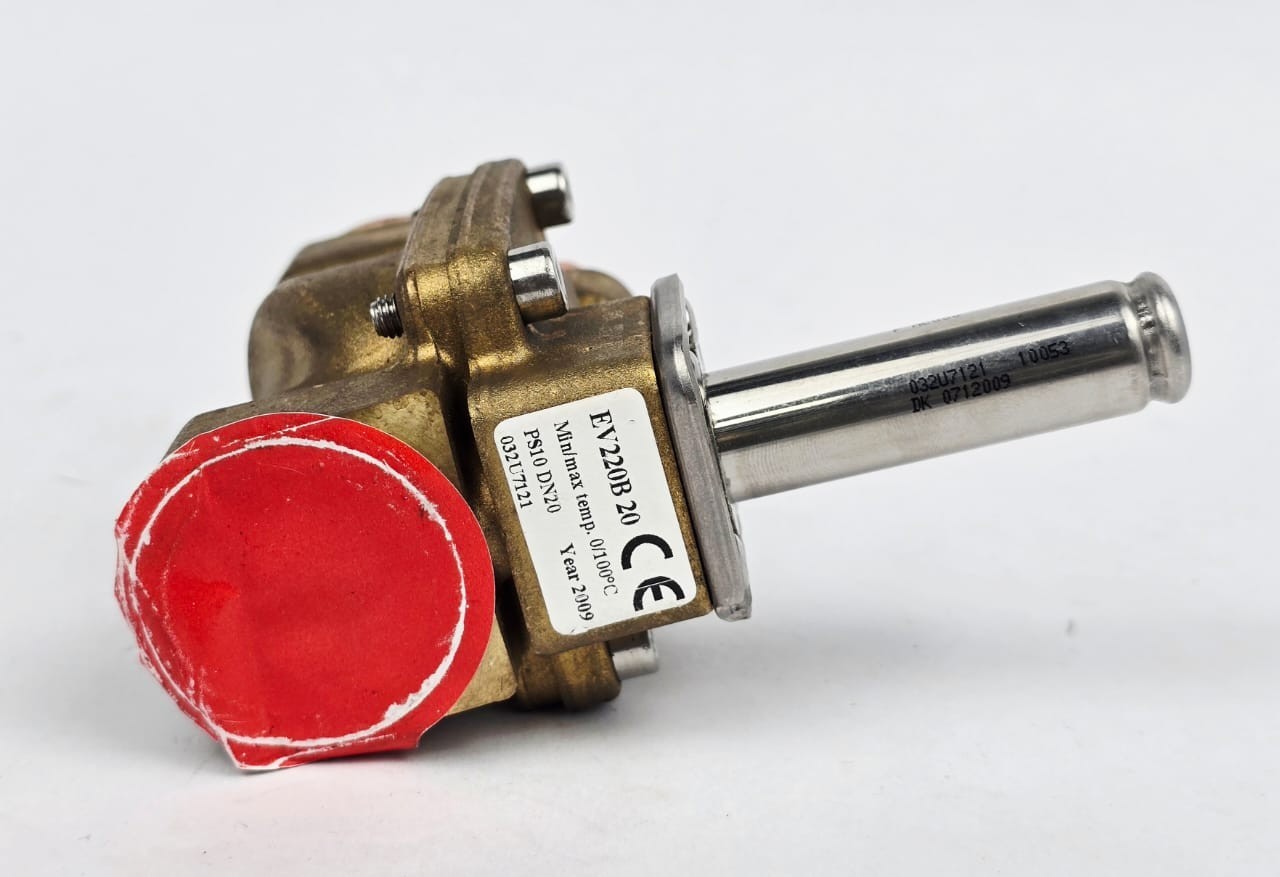 Danfoss EV220B 20 Solenoid Valve (032U7121)