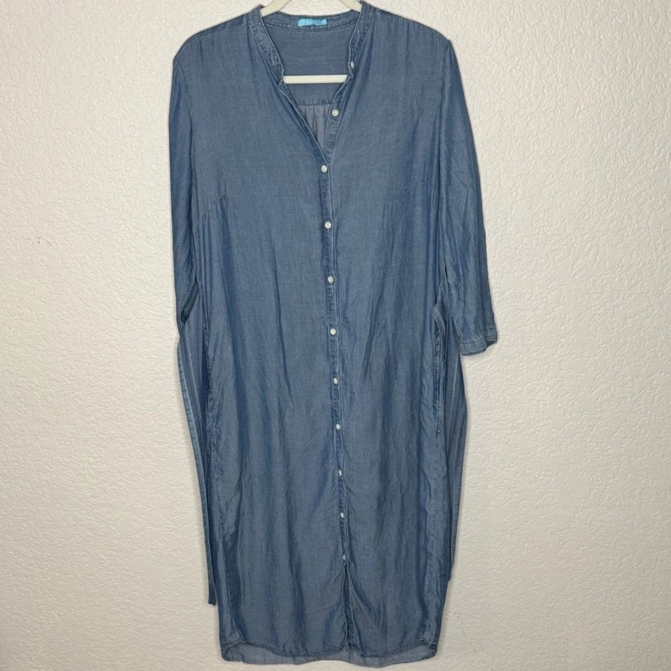 Vestido Midi J. McLaughlin Chambray Leve Denim Amarrado com Botões Tamanho M - Imagem 2 de 4